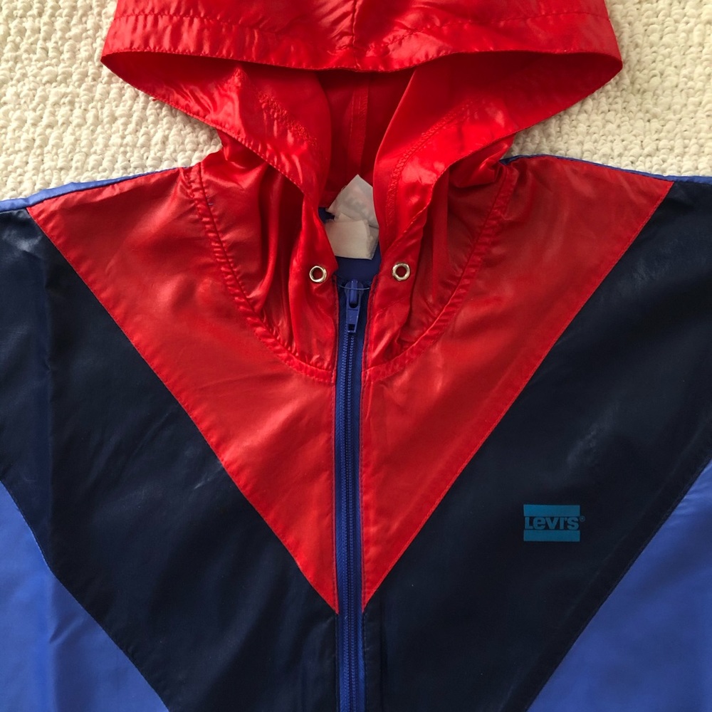 Vintage Levi’s Nylon Jacket - Picture 2 of 6